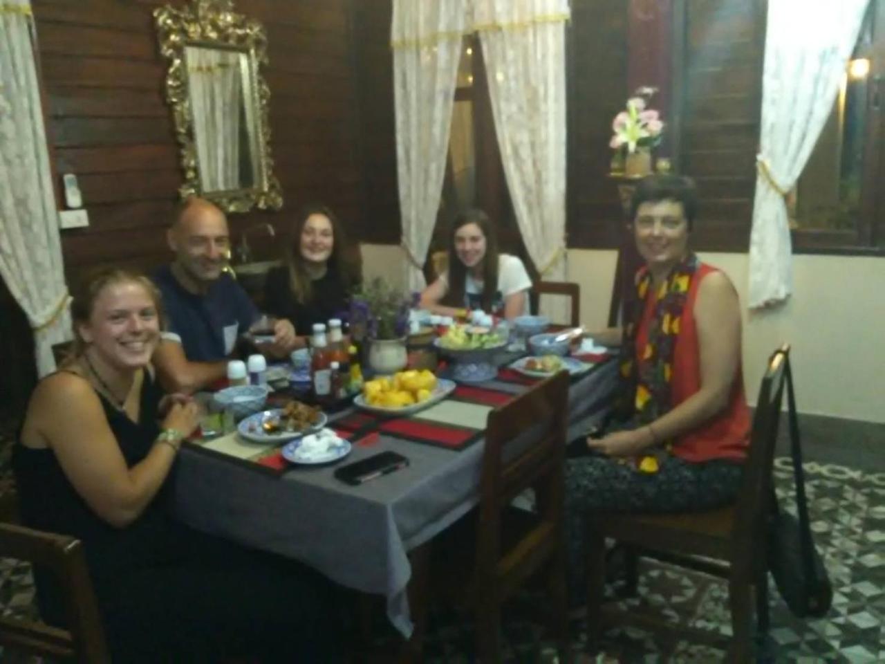Baan Sithepaban Guesthouse Фитсанулок Екстериор снимка