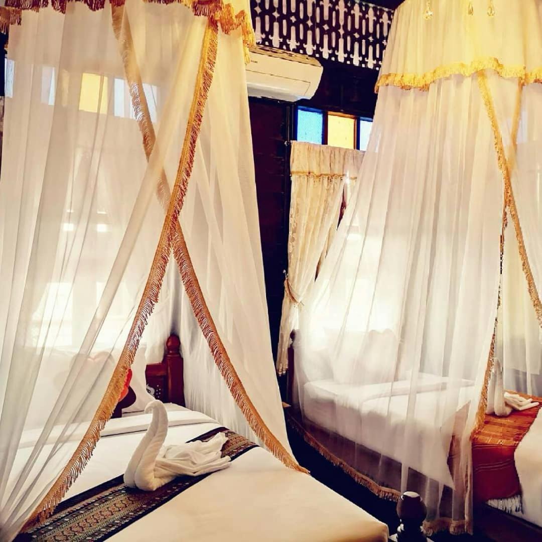 Baan Sithepaban Guesthouse Фитсанулок Екстериор снимка